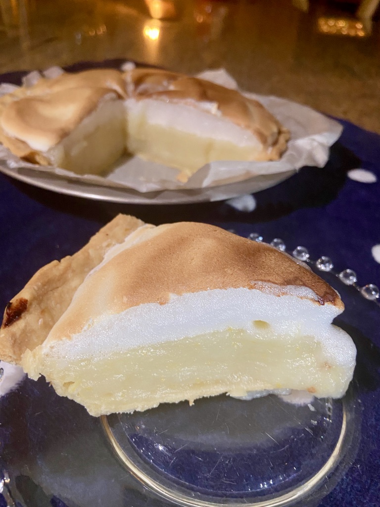Luscious Lemon Meringue Pie | The Vibrant Veggie